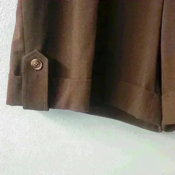 NWT Coffee bean dress shorts with belt, cuffed bottoms size 16 - Picture 3 of 11